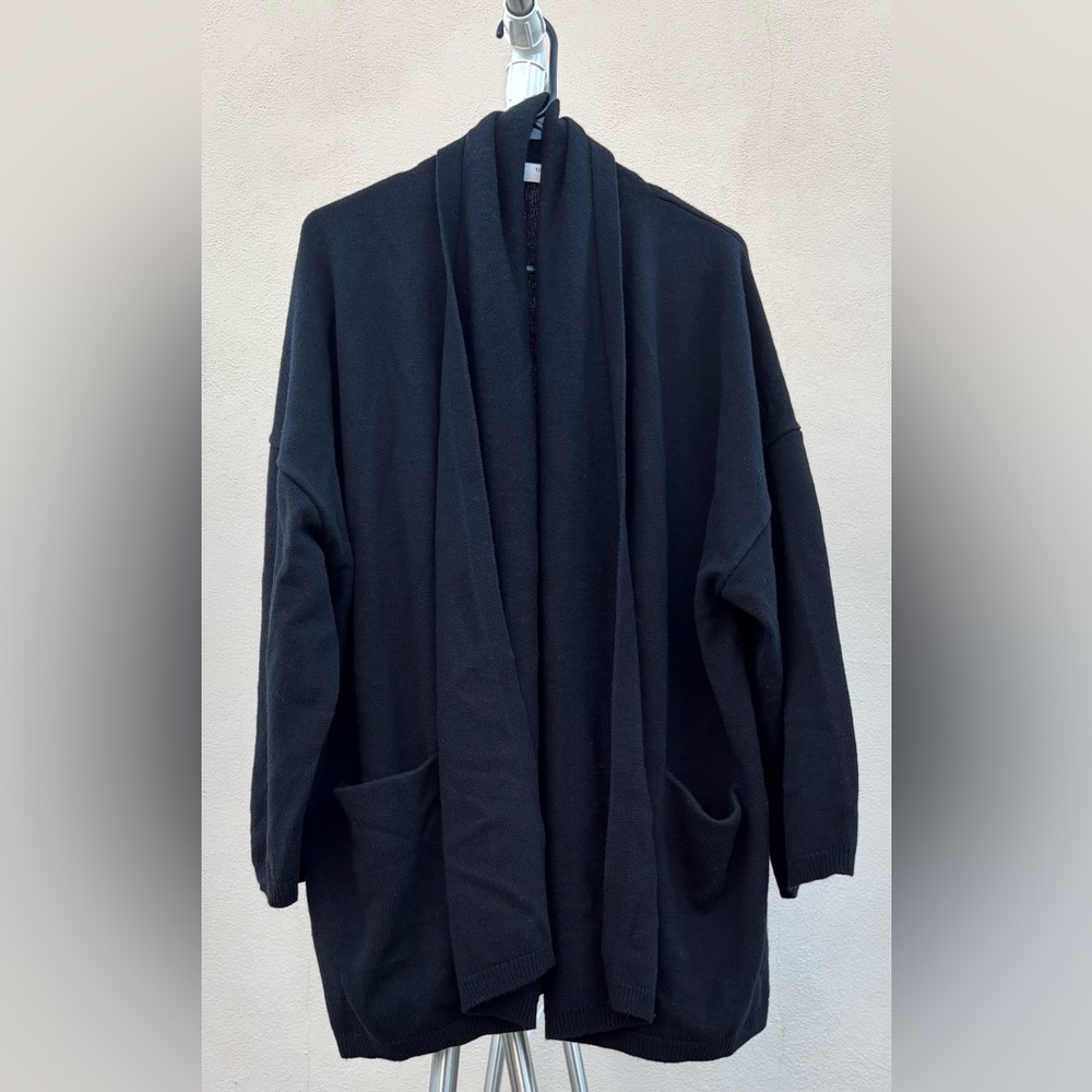 Aritzia Nook Merino Wool Black Oversized Women's Cardigan Sweater - Picture 9 of 14